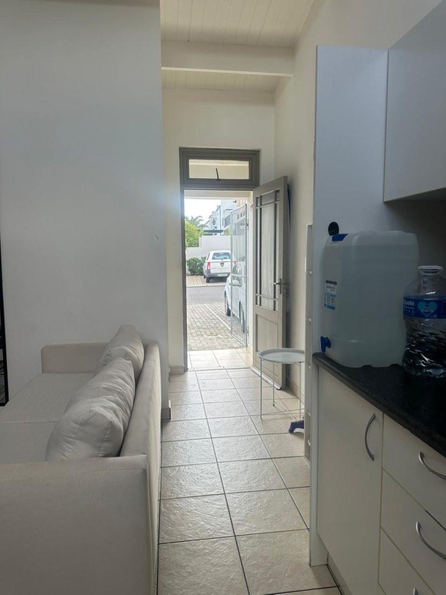 2 Bedroom Property for Sale in Burgundy Estate Western Cape